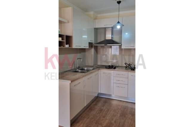 Tirane, jepet me qera apartament 2+1 Kati 4, 80 m² 600 Euro (Kompleksi Kontakt,21 Dhjetori)