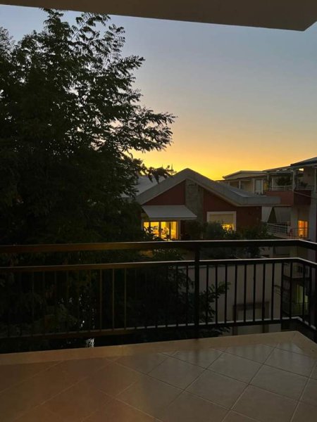 Tirane, jepet me qera apartament 2+1+BLK Kati 1, 103 m² 700 Euro (Rruga Peti)