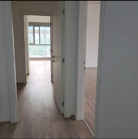 Tirane, shitet apartament 3+1+BLK Kati 9, 173 m² 430.000 Euro (rruga e Kosovareve)