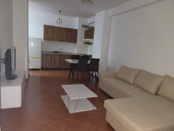 Tirane, jepet me qera apartament 2+1+BLK Kati 2, 105 m² 40.000 Leke (Sabri Preveza)