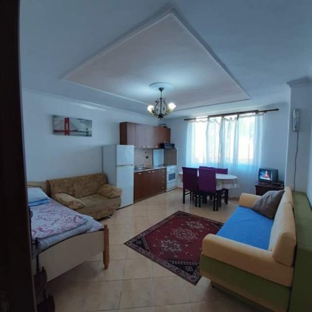 Tirane, jepet me qera apartament 1+1 Kati 1, 47 m² 32.000 Leke (rruga Kongresi i Manastirit)