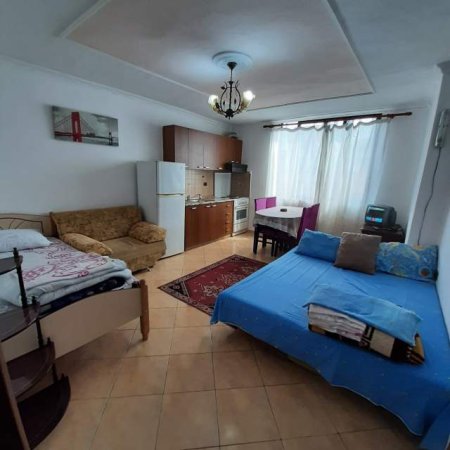 Tirane, jepet me qera apartament 1+1 Kati 1, 47 m² 32.000 Leke (rruga Kongresi i Manastirit)