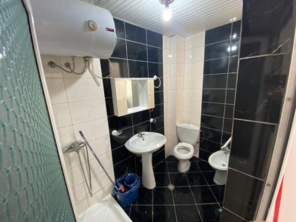 Tirane, jepet me qera apartament Kati 3, 52 m² 63.000 Euro (Idriz Dollaku)