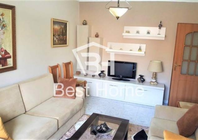 Tirane, shes apartament 2+1, Kati 2, 75 m² 100.000 Euro (Rruga Kongresi Manastirit, prane Pedriatrise)