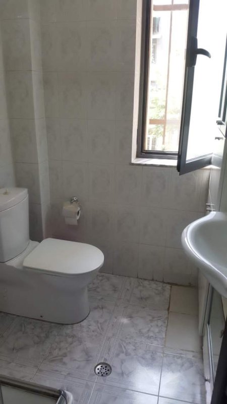 Tirane, Shitet Apartament 2+1+BLK Kati 2, 75 m² 100.000 Euro (Kongresi i Manastirit)