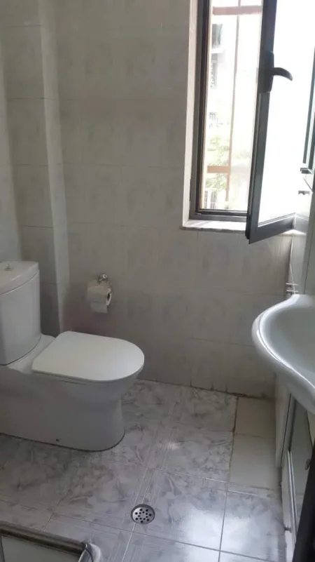 Tirane, Shitet Apartament 2+1+BLK Kati 2, 75 m² 100.000 Euro (Kongresi i Manastirit)