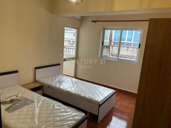 Tirane, jepet me qera apartament 2+1+BLK Kati 6, 100 m² 400 Euro (Rr. Dritan Hoxha)