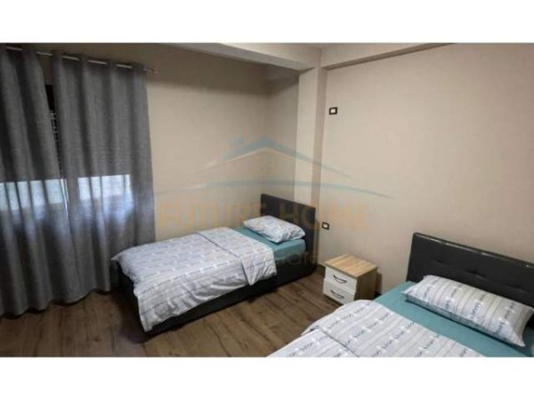 Tirane, jepet me qera apartament 2+1+BLK Kati 1, 73 m² 550 Euro (don bosco)