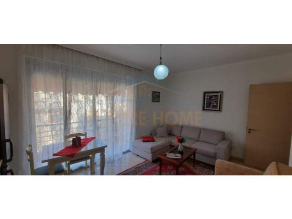 Tirane, jepet me qera apartament Kati 7, 75 m² 450 Euro