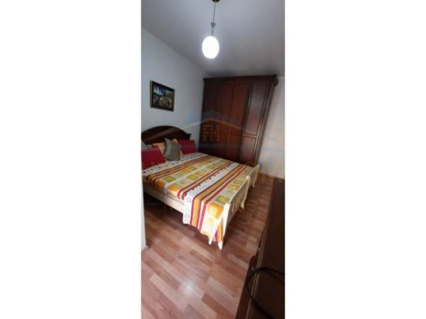 Tirane, jepet me qera apartament Kati 7, 75 m² 450 Euro