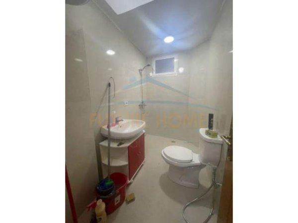 Tirane, jepet me qera apartament 3+1+BLK Kati 1, 67 m² 600 Euro (Ish Ekspozita.)