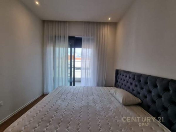 Tirane, shitet apartament 1+1+BLK Kati 8, 72 m² 150.000 Euro (rruga e kavajes)