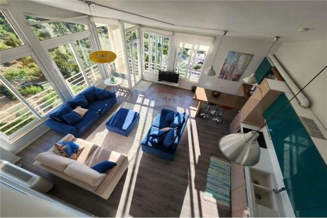 Tirane, jepet me qera apartament duplex 3+1 Kati 3, 115 m² 650 Euro (Kodra e Diellit 1)