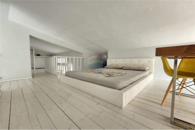 Tirane, jepet me qera apartament duplex 3+1 Kati 3, 115 m² 650 Euro (Kodra e Diellit 1)