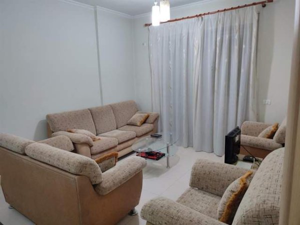 Apartament 1+1 me qira, Unaza e Re, prane kompleksit Arlis,  Tirane!!