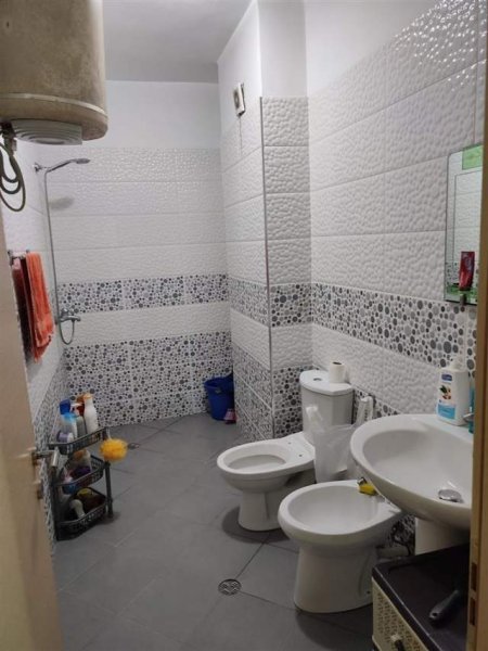 Apartament 1+1 me qira, Unaza e Re, prane kompleksit Arlis,  Tirane!!