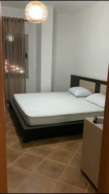 Tirane, jepet me qera apartament 1+1+BLK Kati 5, 60 m² 30.000 Leke (Casa Italia)