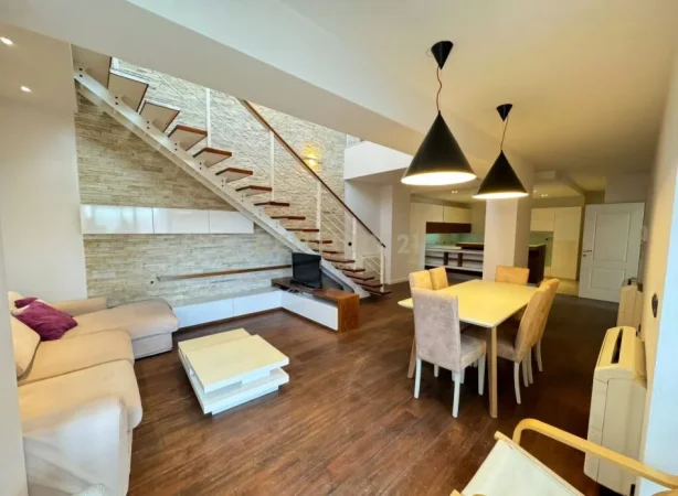 Tirane, shitet apartament 2+1 Kati 9, 292 m² 280.000 € (Astir)