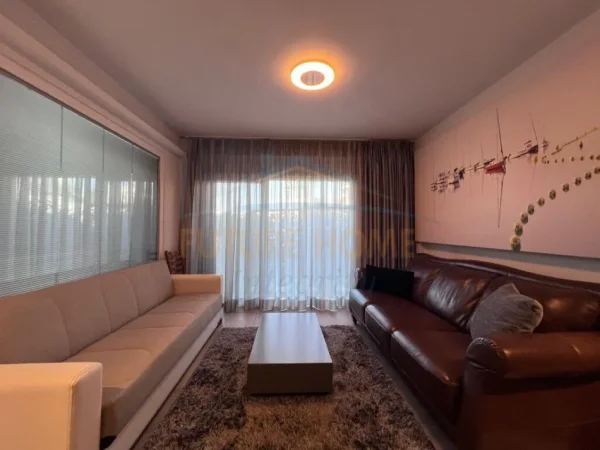 Tirane, shitet Vile 3+1 Kati 0, 492 m² 1.100.000 € (Lunder)