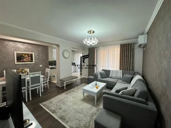 Tirane, shitet apartament 2+1 Kati 4, 113 m² 280.000 € (QENDER)