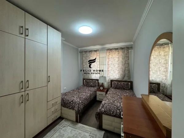 Tirane, shitet apartament 2+1 Kati 4, 113 m² 280.000 € (QENDER)