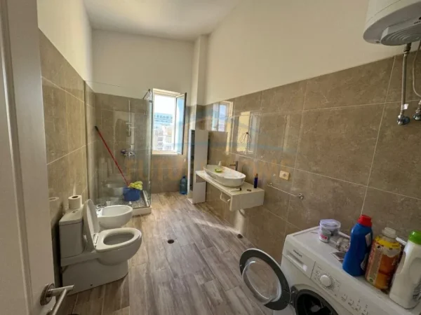 Durres, shitet apartament+verande | Penthouse 2+1+Ballkon Kati 6, 433.000 € (QERRET)