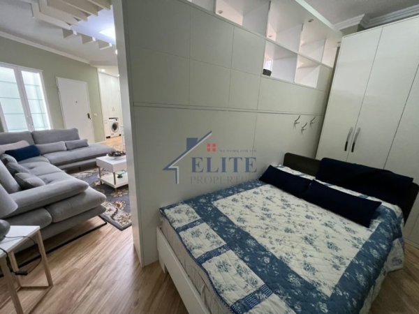 Tirane, jepet me qera apartament 1+1+Ballkon Kati 9, 76 m² 600 € (Selvia)