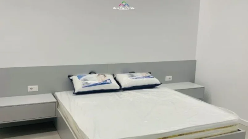 Tirane, jepet me qera apartament 1+1 Kati 1, 70 m² 700 € (Kopshti Zoologjik)