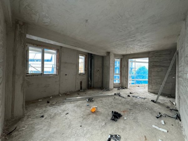 Tirane, shes apartament 2+1+Aneks+Ballkon Kati 3, 111 m² 284.000 € (KOMUNA PARISIT BEGA 07)