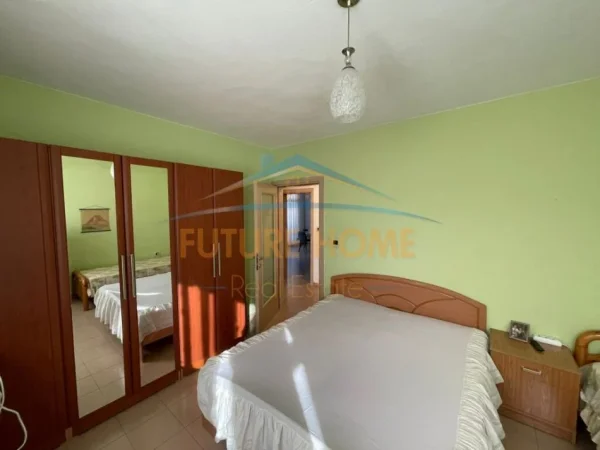 Tirane, shitet apartament 2+1 Kati 10, 105 m² 252.000 € (KOMUNA E PARISIT TIRANE)