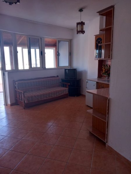 Durres, jepet me qera garsonier Kati 5, 1 m² 180 € 