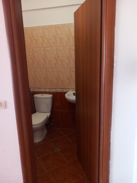 Durres, jepet me qera garsonier Kati 5, 1 m² 180 € 