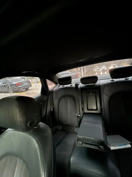 Tirane, shes makine Nafte, e zeze automatik 21.000 €