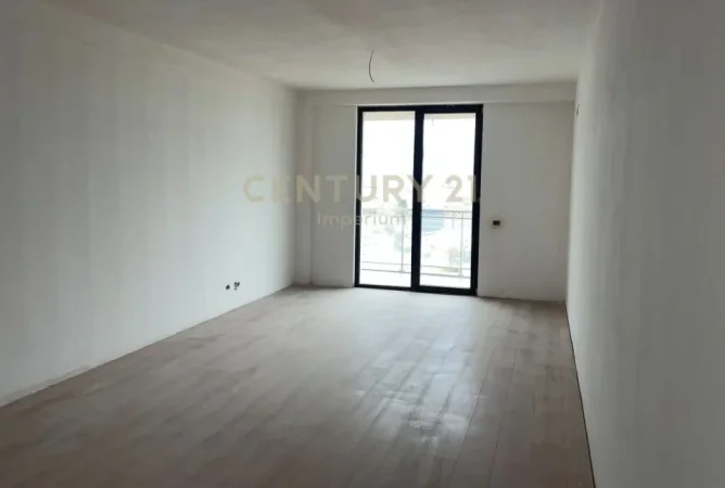 Tirane, shitet apartament 3+1 Kati 10, 152 m² 430.000 € (Rruga Mine Peza)