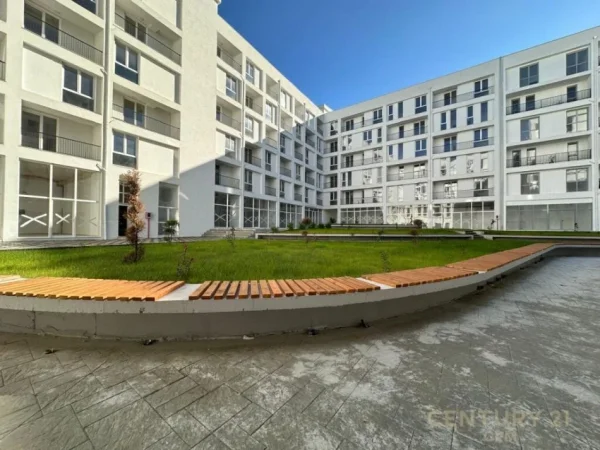 Tirane, shitet apartament 3+1 Kati 4, 108 m² 133.000 € (5 maji)