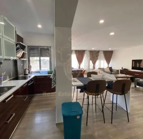 Durres, shes apartament 2+1+Aneks+Ballkon Kati 1, 259.999 € (currila)