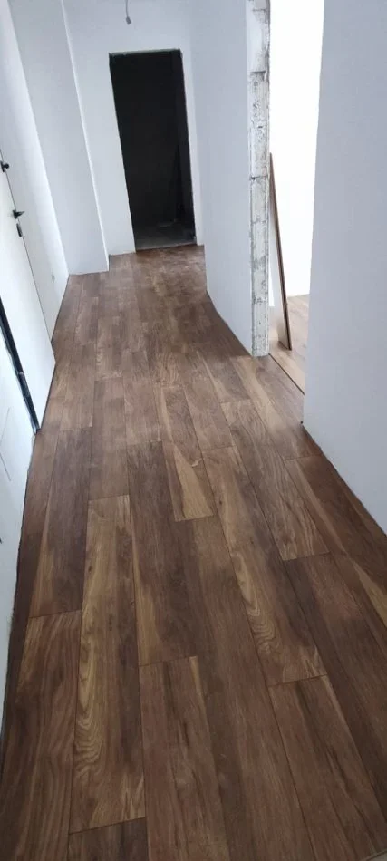 Tirane, jap me qera Kati 9, 120 m² 1.000 € (Kompleksi Lake view)