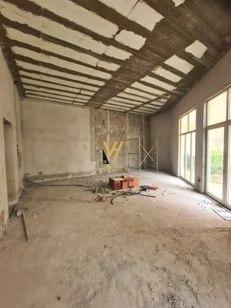 Tirane, shitet ambjent biznesi Kati 0, 120 m² 198.000 € (LIQENI I THATE)