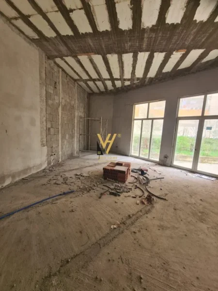 Tirane, shitet ambjent biznesi Kati 0, 120 m² 198.000 € (LIQENI I THATE)