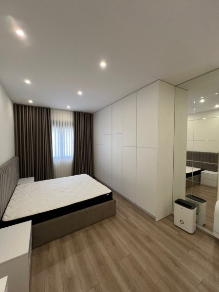 Tirane, shitet apartament 2+1+Aneks+Ballkon Kati 5, 174 m² 310.000 € (kodra e diellit)