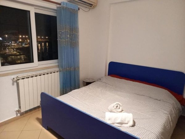 Durres, jepet me qera apartament 2+1+Ballkon Kati 7, 90 m² 350 € (VOLLGA DURRES!)