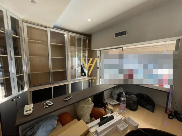 Tirane, shitet dyqan Kati 0, 42 m² 140.000 € (RRUGA IRFAN TOMINI)