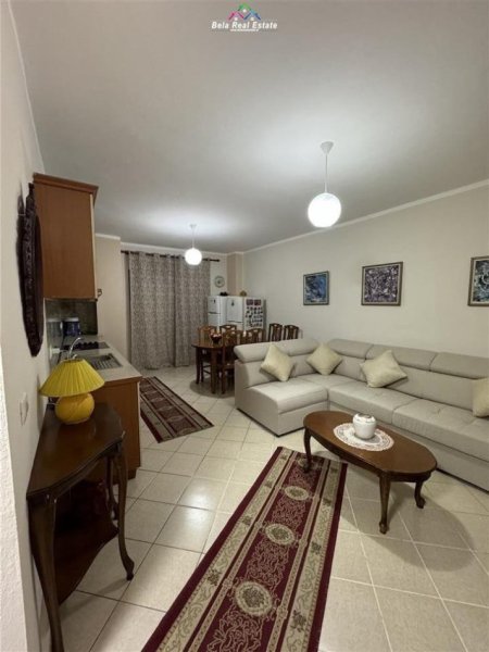 Tirane, jepet me qera apartament 2+1 Kati 4, 93 m² 650 € (Gjergj Bubani)