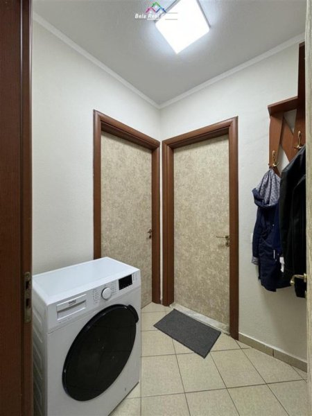 Tirane, jepet me qera apartament 2+1 Kati 4, 93 m² 650 € (Gjergj Bubani)