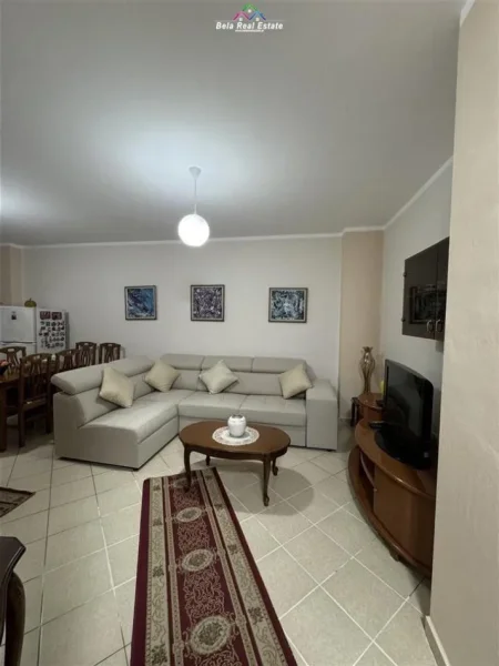 Tirane, jepet me qera apartament 2+1 Kati 4, 93 m² 650 € (Gjergj Bubani)