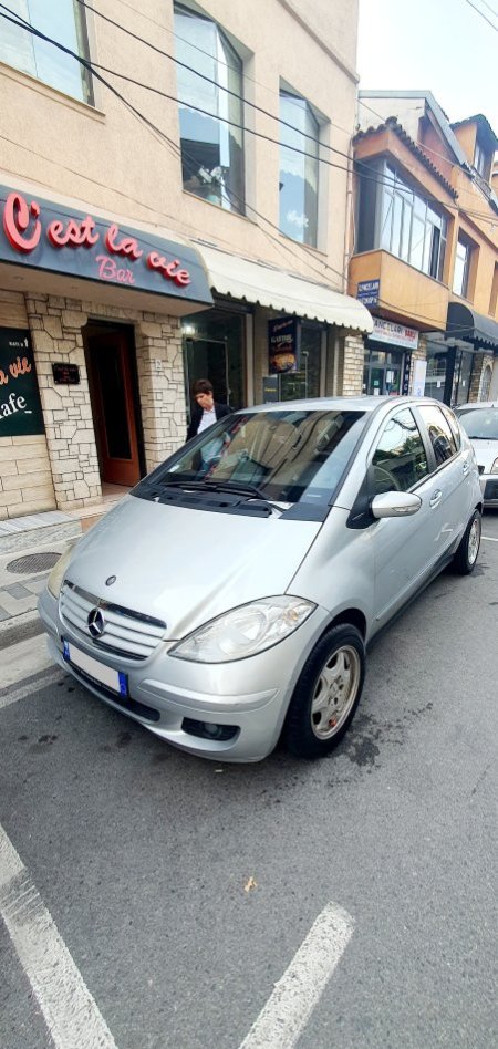 Tirane, shes Mercedes Benza A Class Nafte, gri metalizato automatik Kondicioner 233.000 km 3.200 €