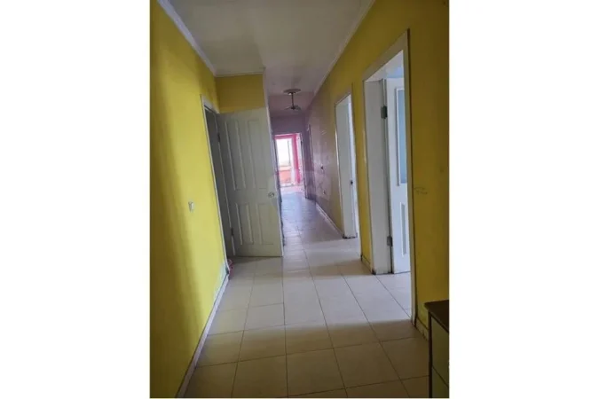 Tirane, shitet apartament 3+1 , 132.000 € 