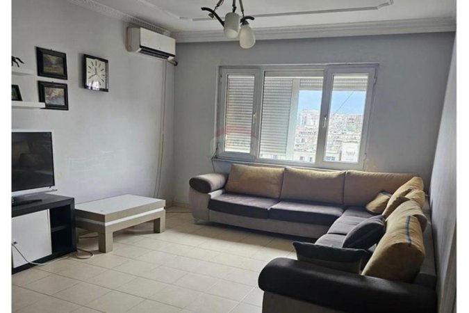 Tirane, shitet apartament 3+1 , 132.000 € 