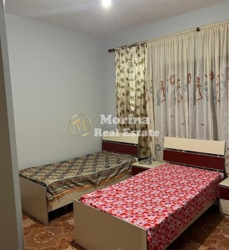 Tirane, jepet me qera apartament 2+1 Kati 1, 100 m² 500 € (Laprake)