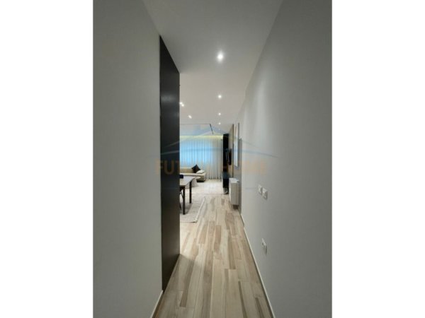 Tirane, jepet me qera apartament 2+1 Kati 2, 103 m² 1.000 € (Liqeni i Thate)